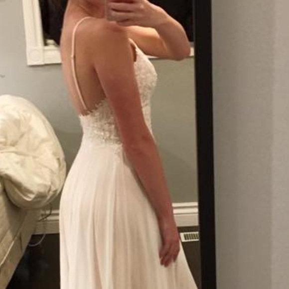 light pink gown - Picture 3 of 4